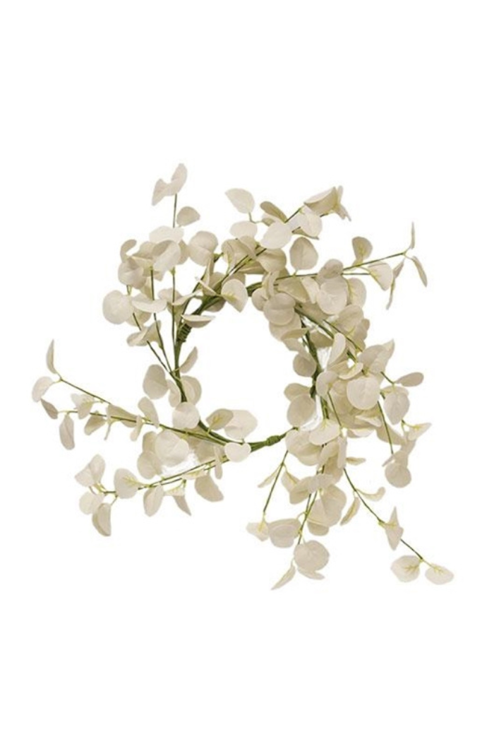 Foamy Silver Dollar Wreath