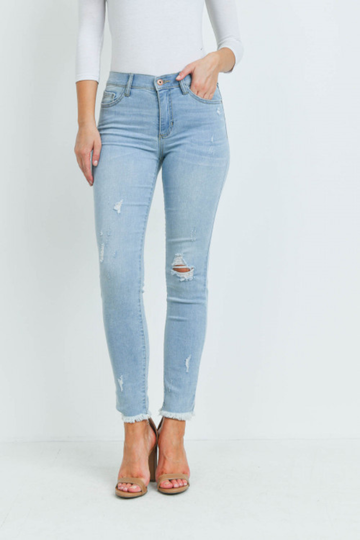 LIGHT BLUE DENIM JEANS