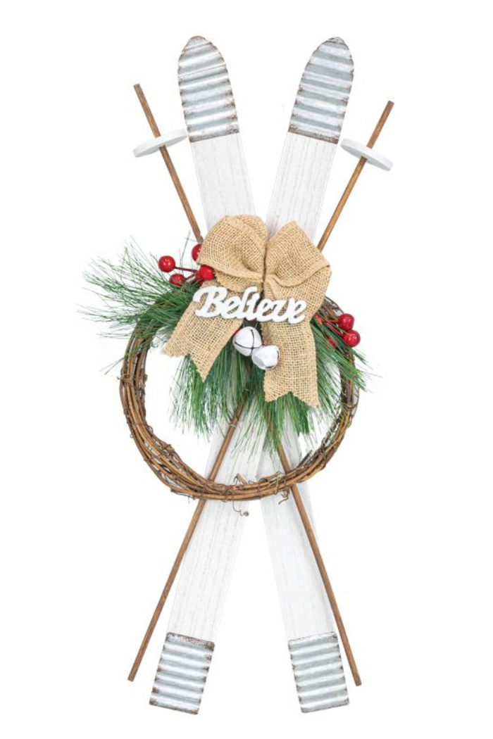 FESTIVE SKIS HANGER