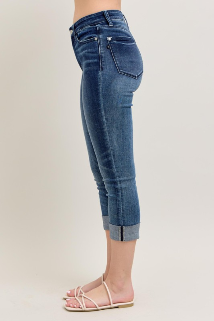 Dark Wash Cuffed Capri Judy Blue