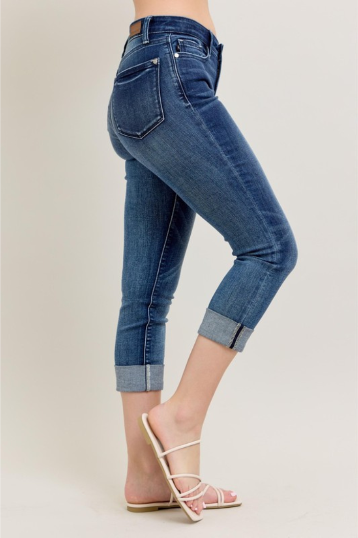 Dark Wash Cuffed Capri Judy Blue