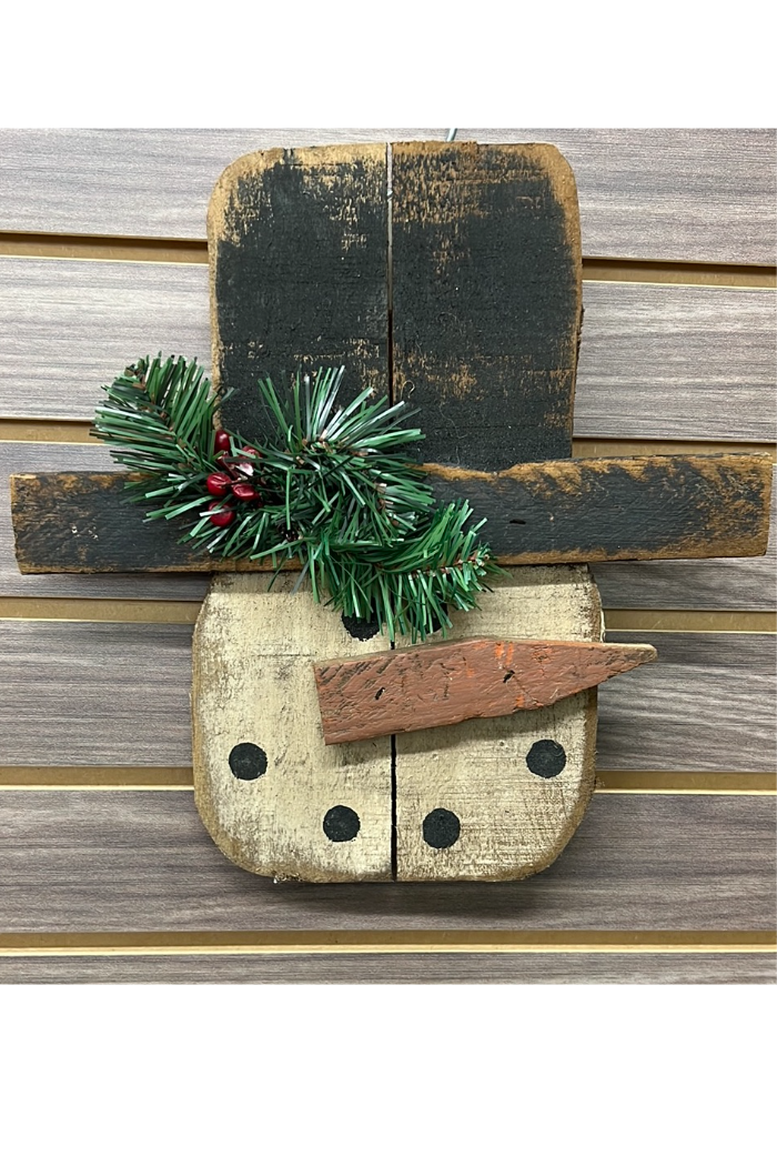 Rustic Hanging Pallet Snowman Head
