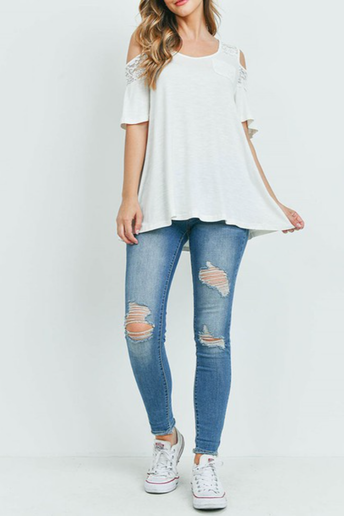 LACE CONTRAST CUTOUT SHOULDER LOOSE