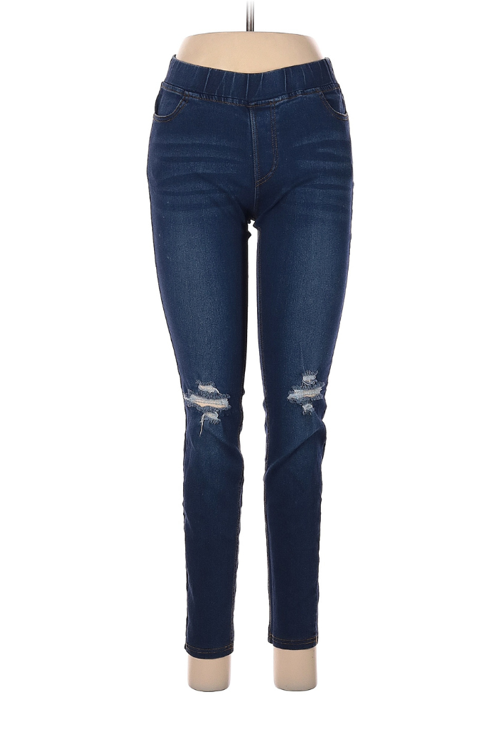 Plus Distressed Pull-on Jeggings
