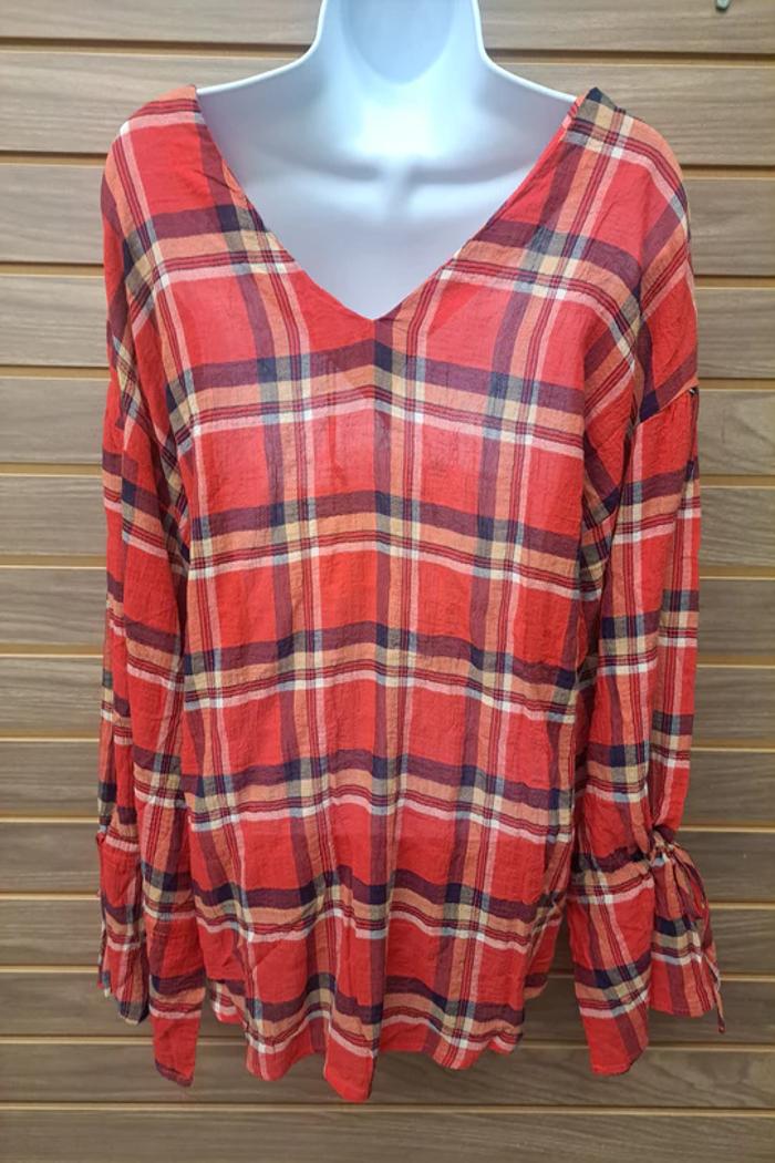 Red plaid tie sleeve V neck