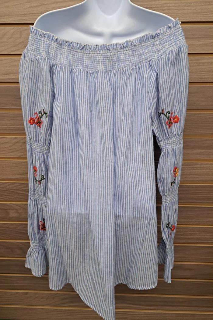 Off Shoulder Elastic Neck/Arms Embroidered