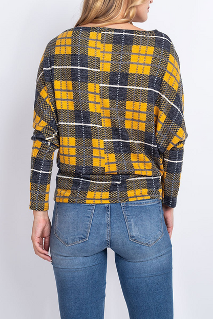 Loose Fit Plaid Long Sleeve Top