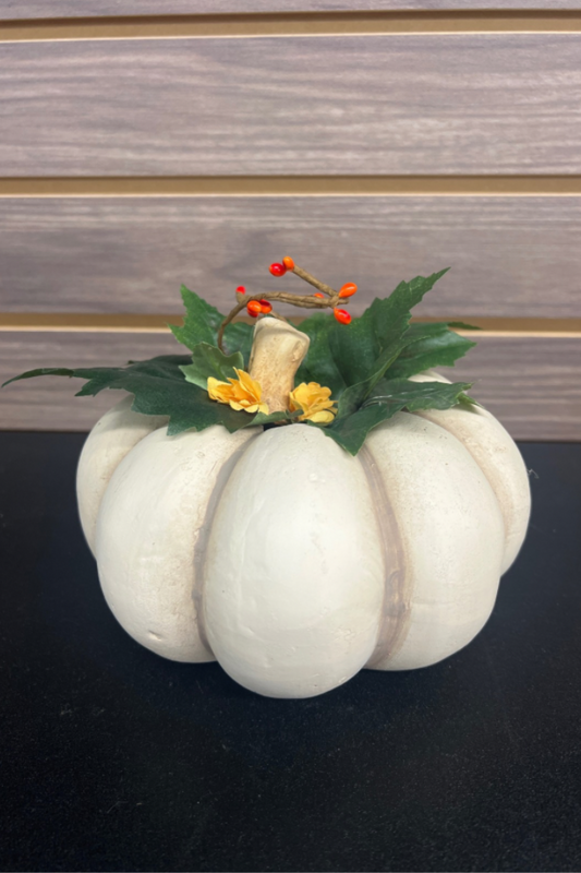 Resin Pumpkin (REPAIRED 1/2 OFF)