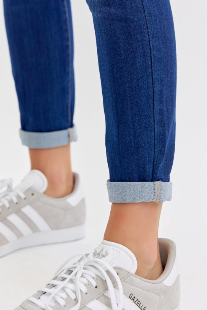 Dark Mid Rise Pull-On Crop Skinny