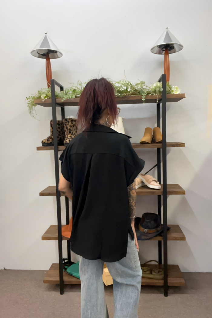 Airflow Button Down