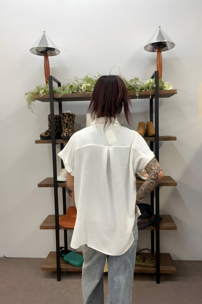 Airflow Button Down