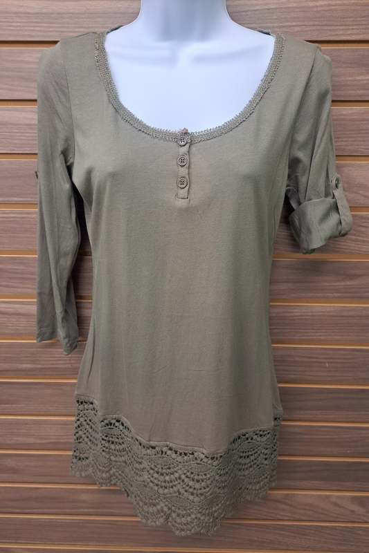 3 button lace bottom top
