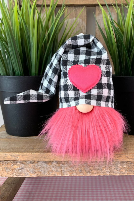 6" Mini Valentine Hot Pink Check Gnome