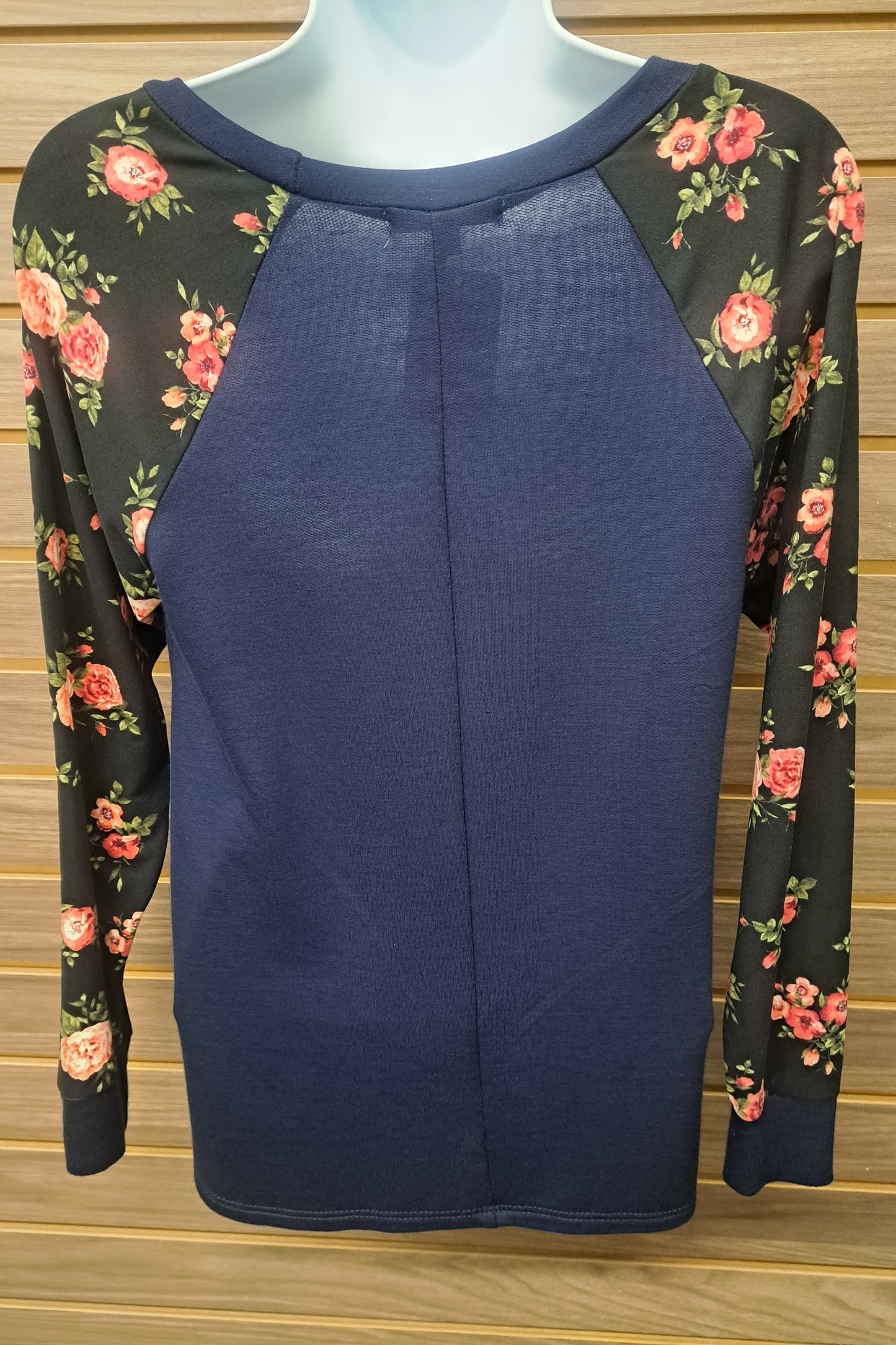 Blue black floral pocket LS top