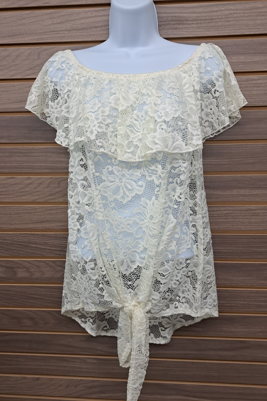 Cold shoulder lace self-tie bottom