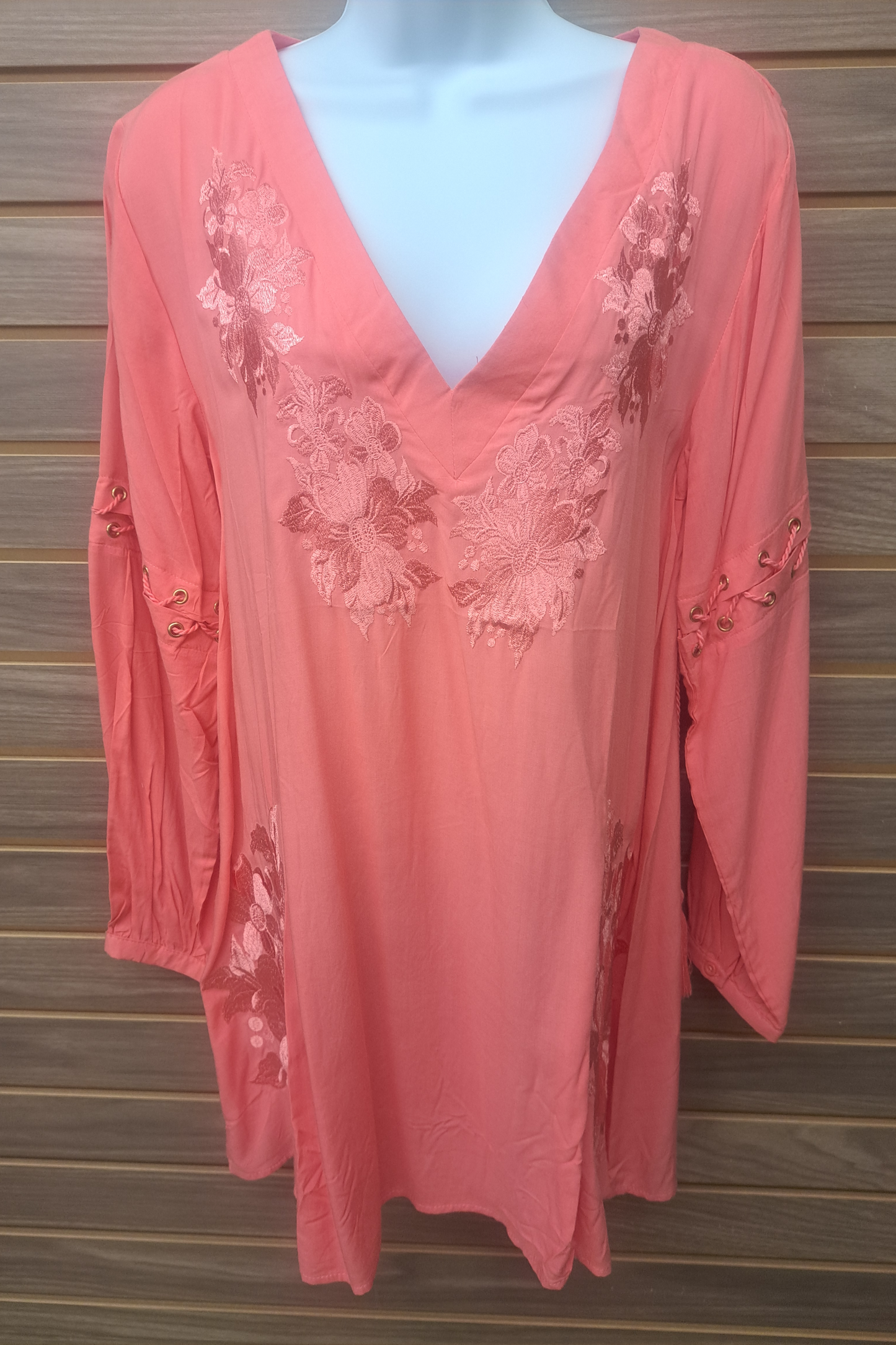 Coral embroideRed tunic w/shoe lace sleeve