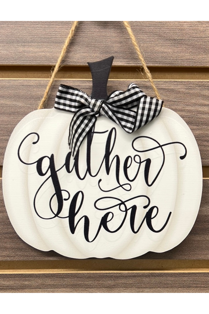 Wood Pumpkin Hangers