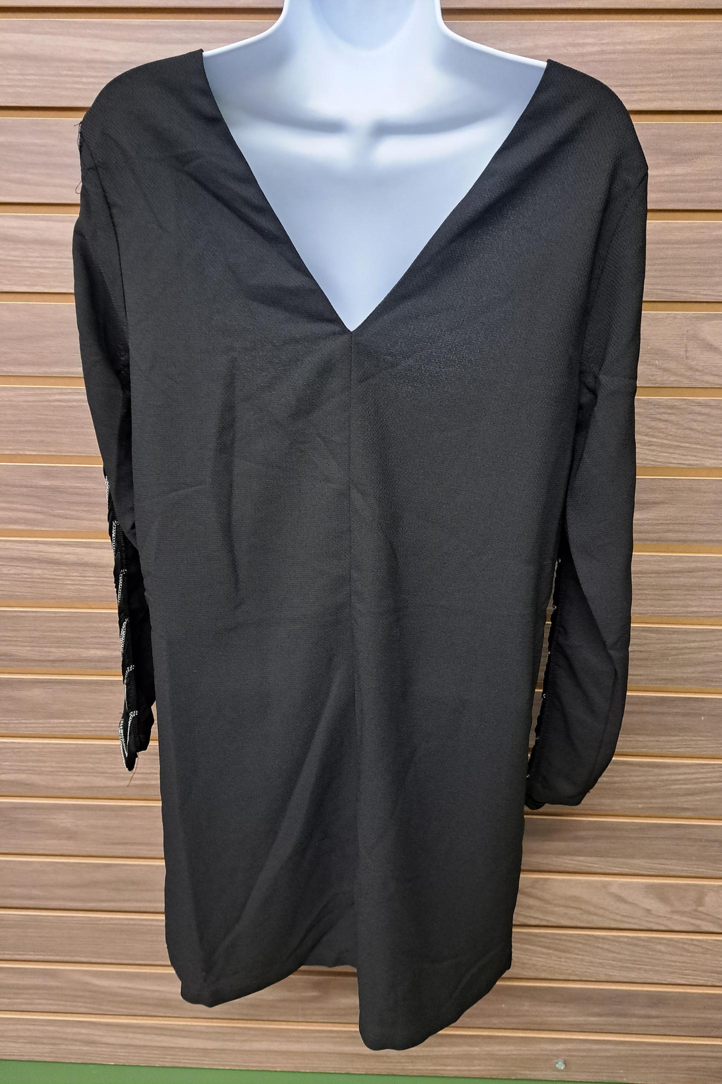 Decorative Chain 3/4 Sleeve Black Dress