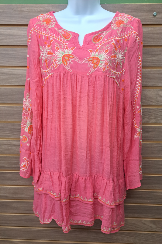 Dress Pink embroideRed ruffled