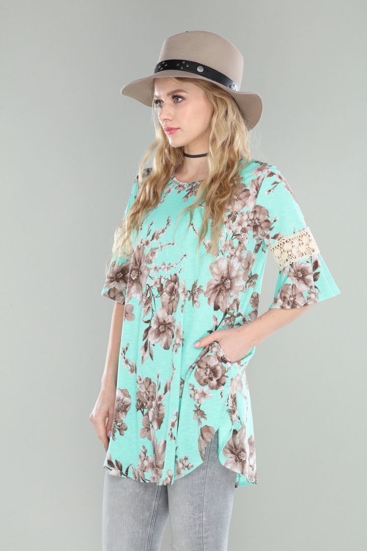 Floral bell sleeve tunic with croche