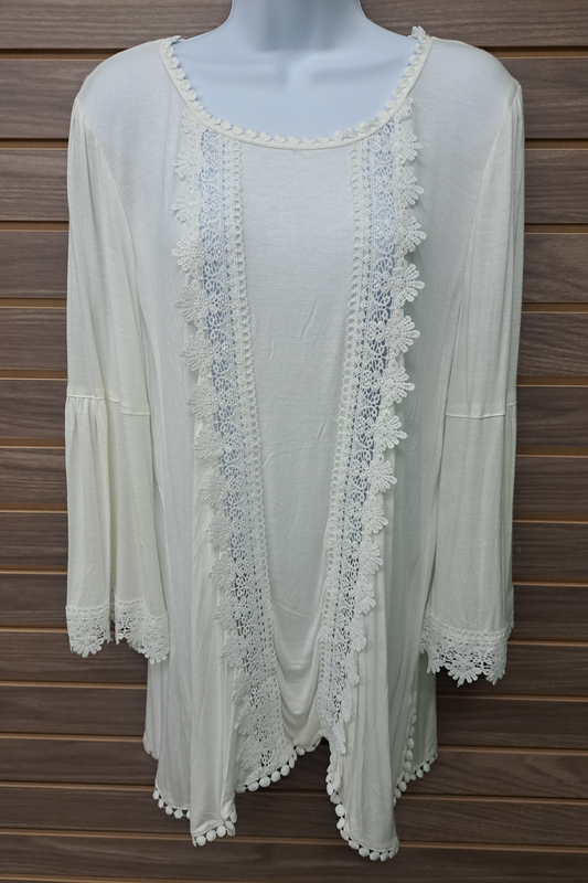 Ivory plus top w/lace tunic